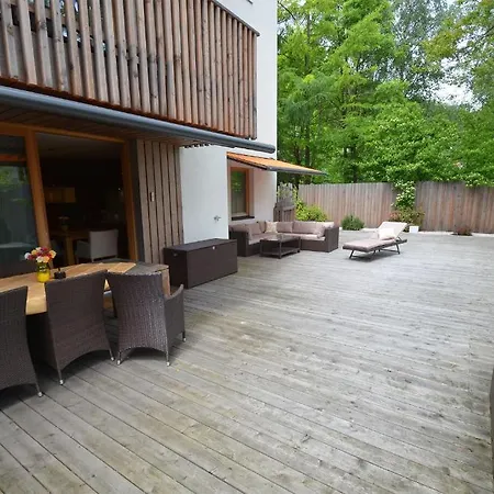 Zell Exclusive By In One 滨湖采尔